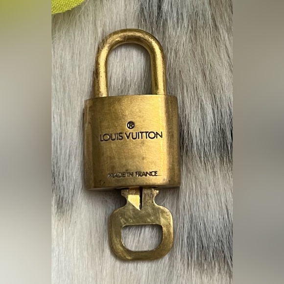 Louis Vuitton Brass Lock & Key #312 - Picture 6 of 6